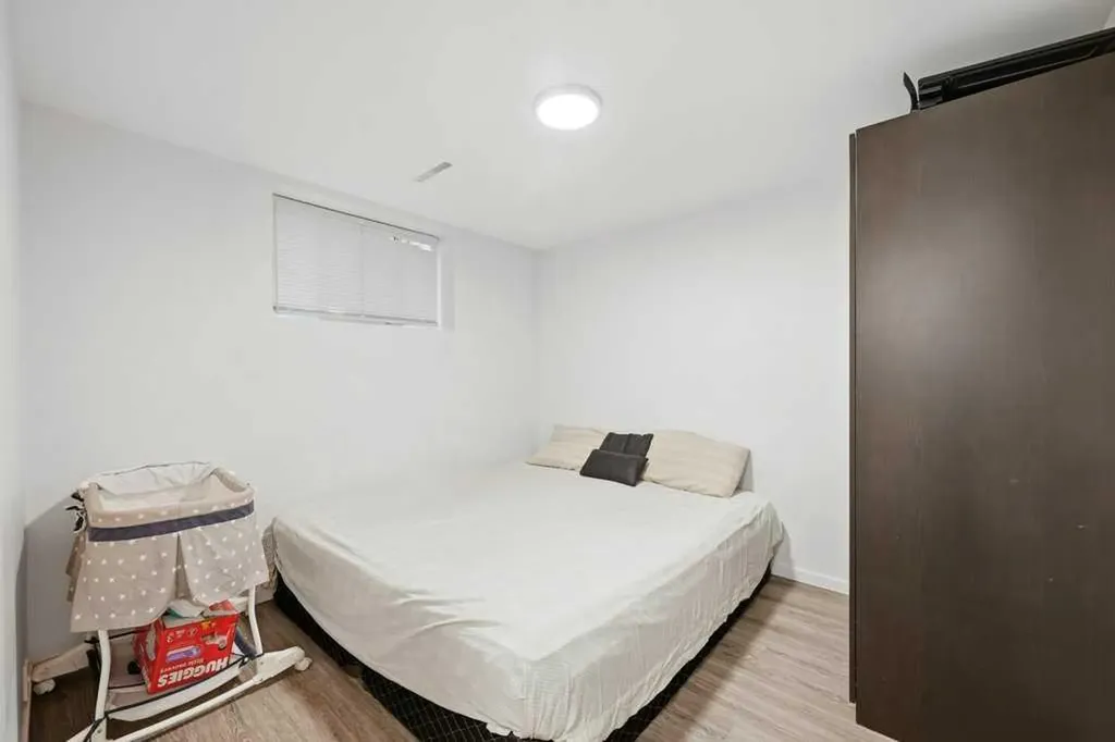 2415 Vista Crescent NE Calgary AB T2E 6J2