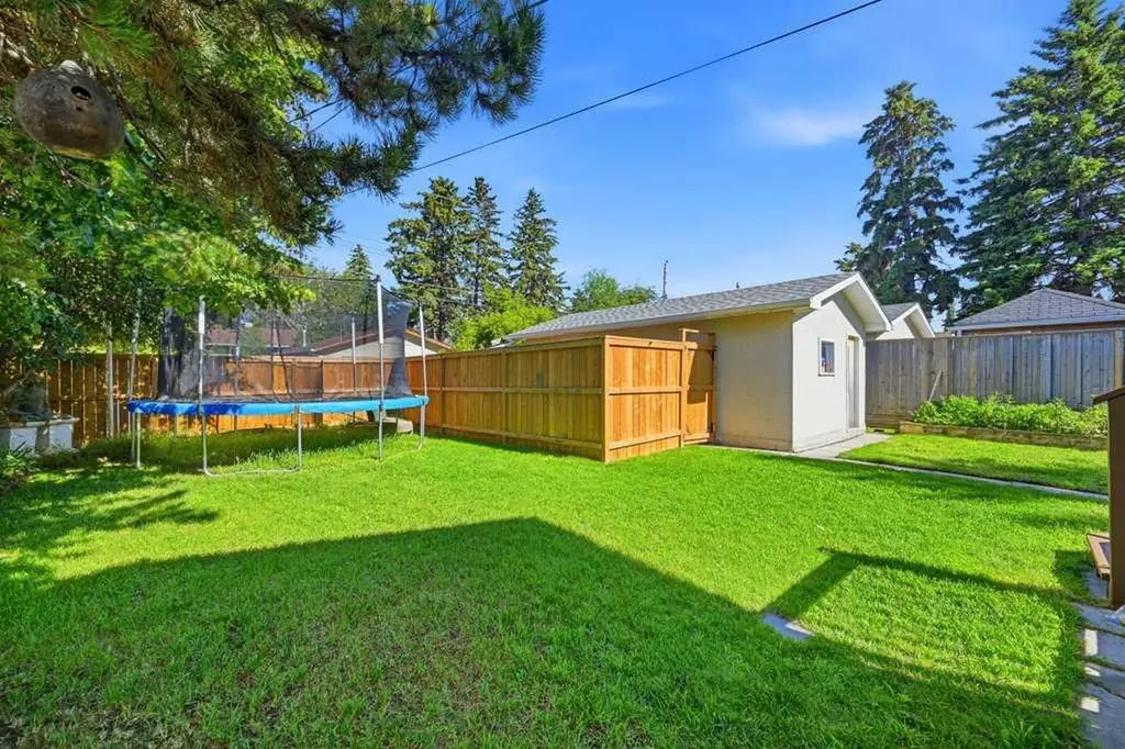 2415 Vista Crescent NE Calgary AB T2E 6J2