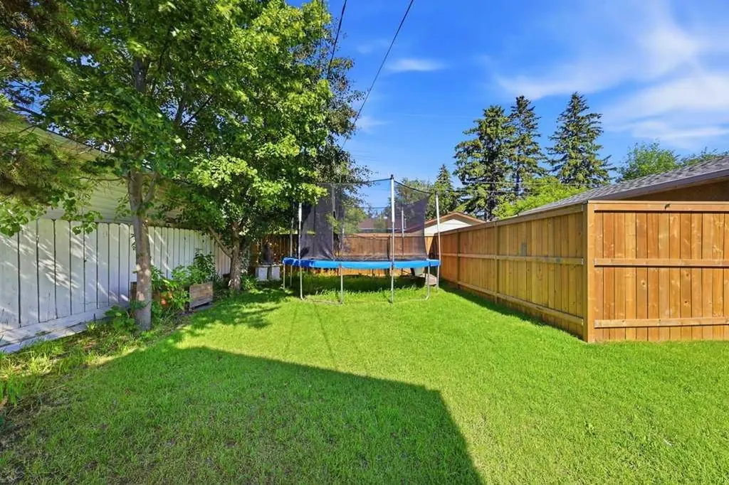2415 Vista Crescent NE Calgary AB T2E 6J2