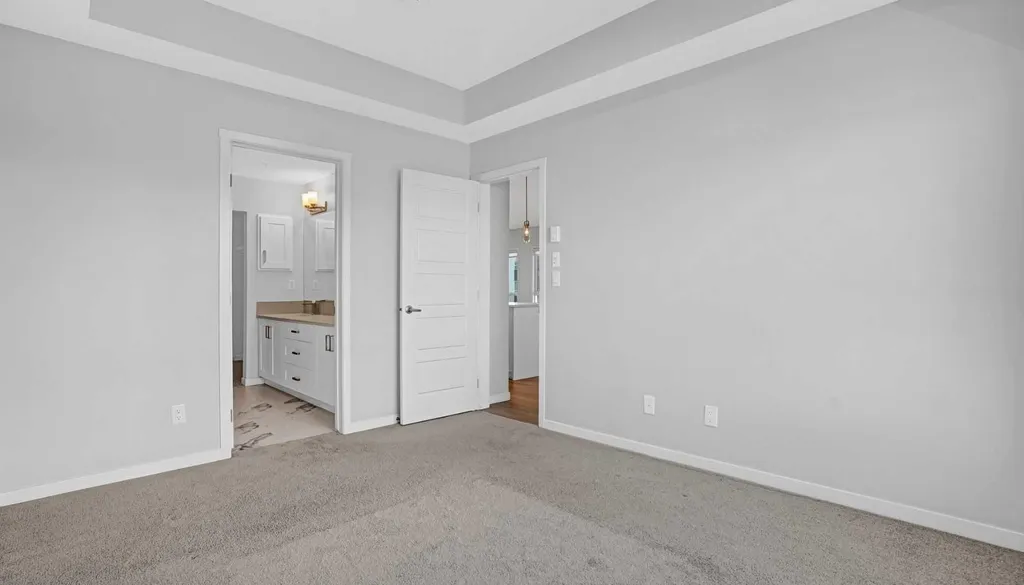 220 Seton Grove SE Calgary AB T3M 3T1