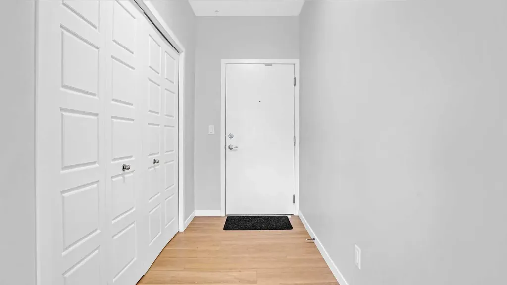 220 Seton Grove SE Calgary AB T3M 3T1