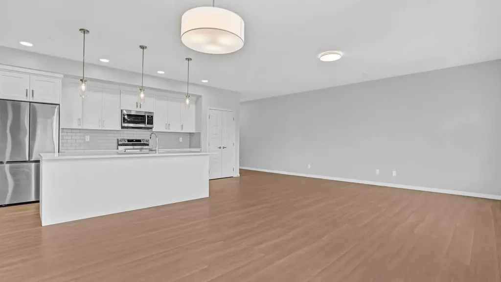 220 Seton Grove SE Calgary AB T3M 3T1