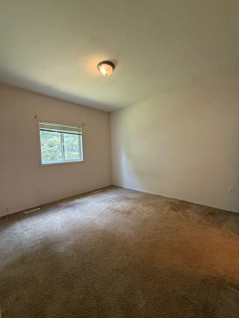 5701,5703 Evergreen Drive High Prairie AB T0G 1E0