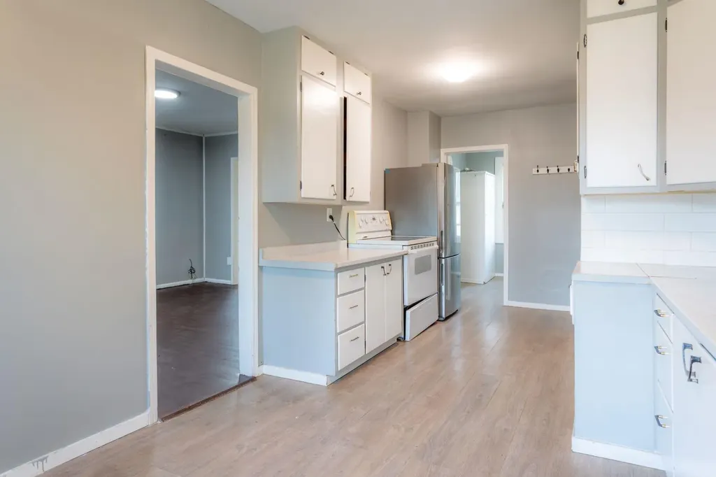 4722 43 Street Lloydminster SK S9V 0E7