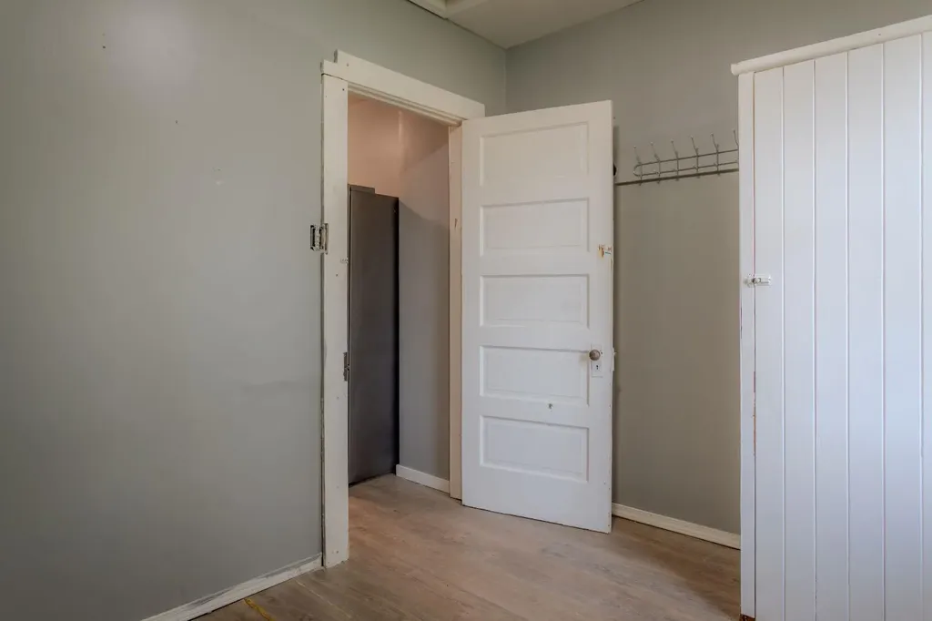 4722 43 Street Lloydminster SK S9V 0E7