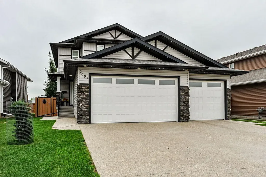 2607 63 Street Camrose AB T4V 5J6