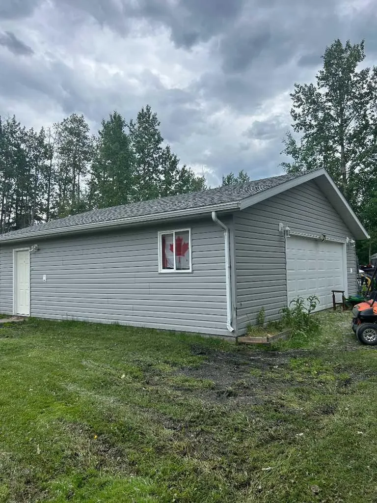 272 465015 Rr63a Range Buck Lake AB T0C0C0