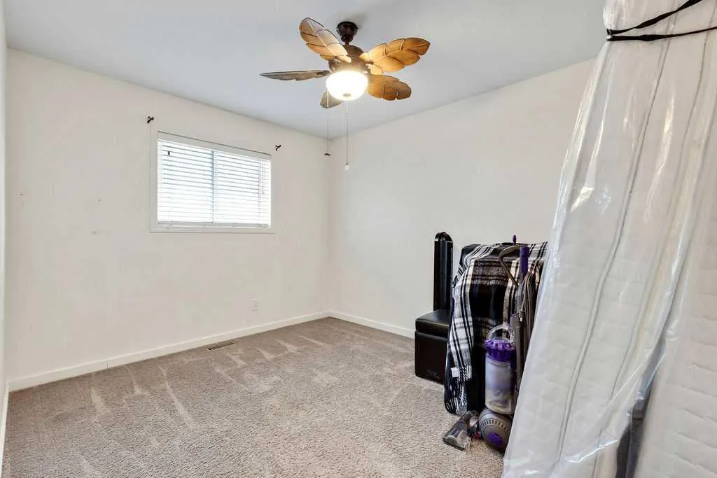 209 Coventry Circle NE Calgary AB T3K 5E5