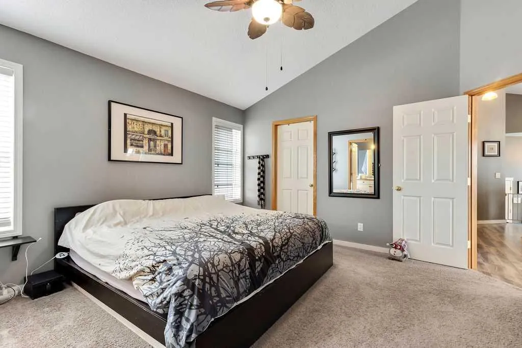 209 Coventry Circle NE Calgary AB T3K 5E5