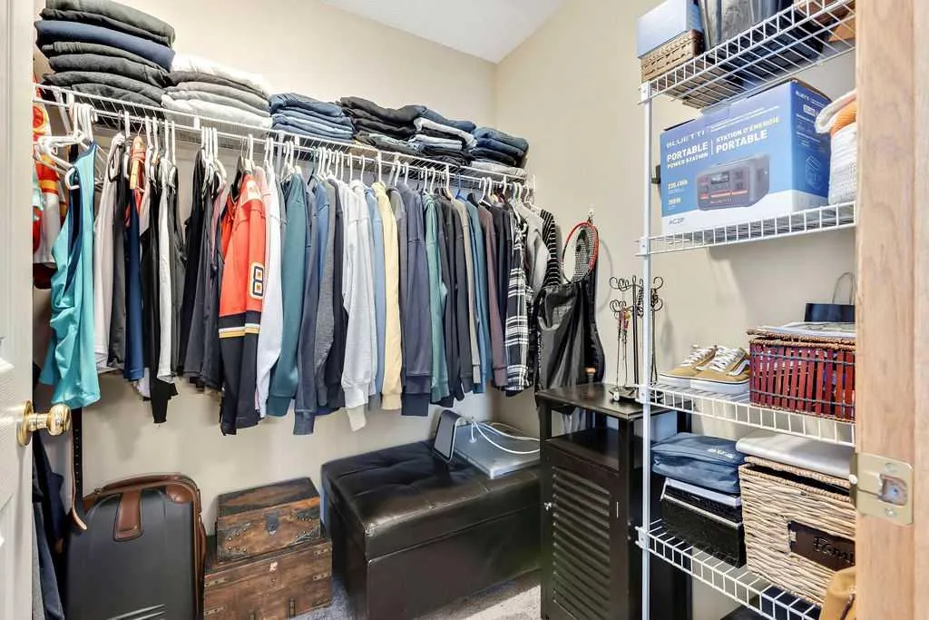 209 Coventry Circle NE Calgary AB T3K 5E5