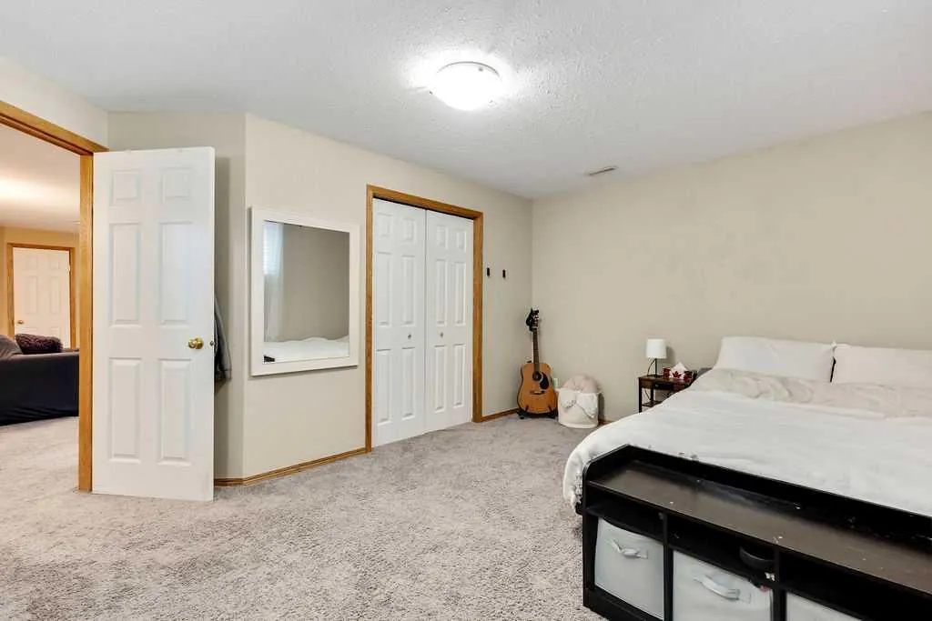 209 Coventry Circle NE Calgary AB T3K 5E5