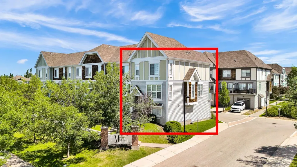 130 New Brighton Way SE Calgary AB T2Z 1H5