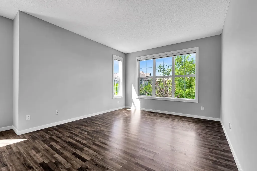 130 New Brighton Way SE Calgary AB T2Z 1H5