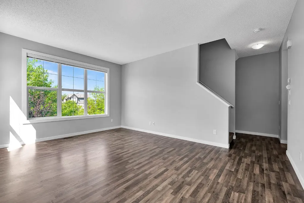 130 New Brighton Way SE Calgary AB T2Z 1H5