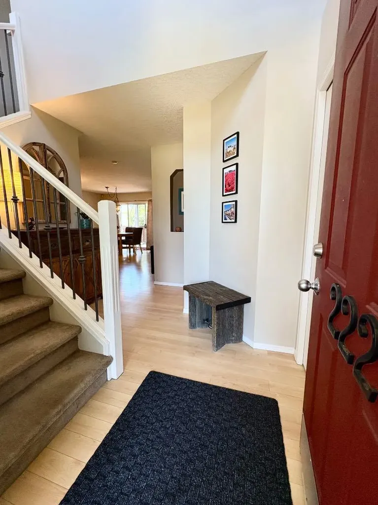222 Heritage Circle W Lethbridge AB T1K 7H8