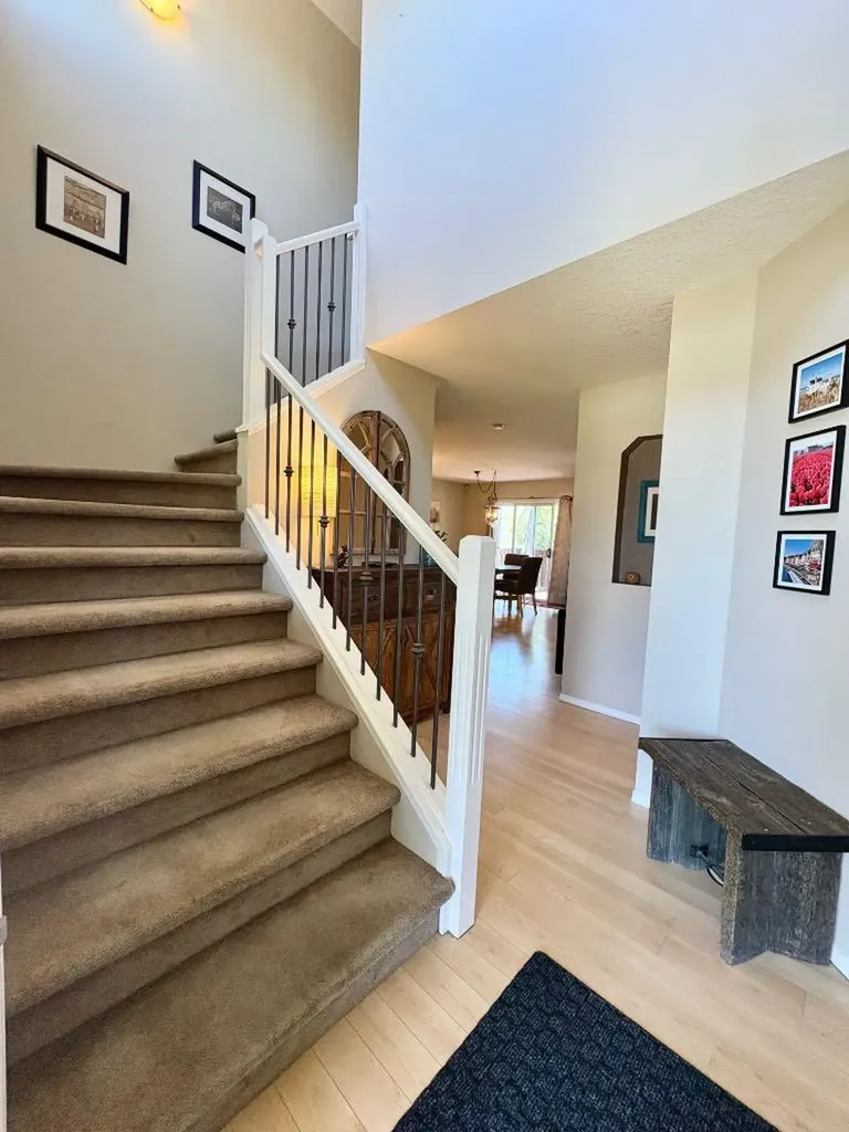 222 Heritage Circle W Lethbridge AB T1K 7H8