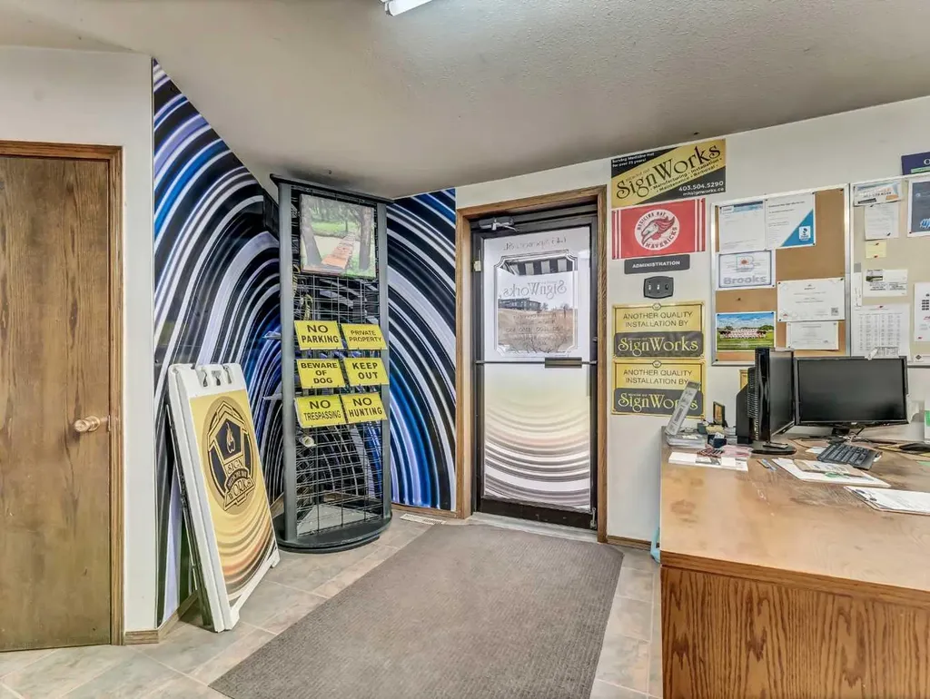 645 Spencer Street SE Medicine Hat AB T1A1Y9