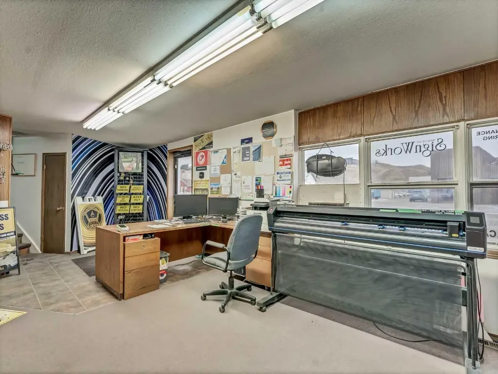 645 Spencer Street SE Medicine Hat AB T1A1Y9