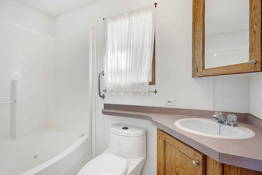 9717 121 Avenue Grande Prairie AB T8V 7J2