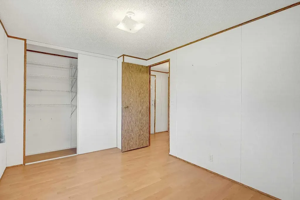 9717 121 Avenue Grande Prairie AB T8V 7J2