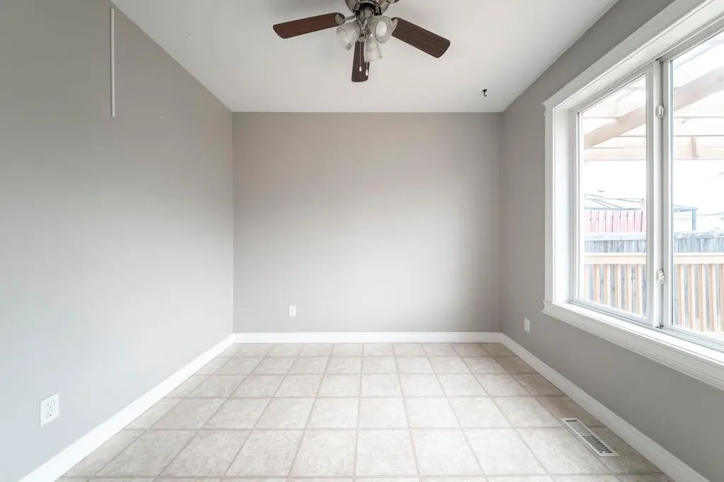 269 Smallwood Street Fort Mcmurray AB T9K 2L4