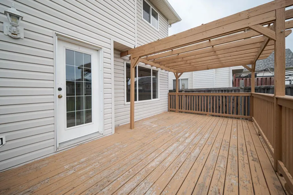 269 Smallwood Street Fort Mcmurray AB T9K 2L4