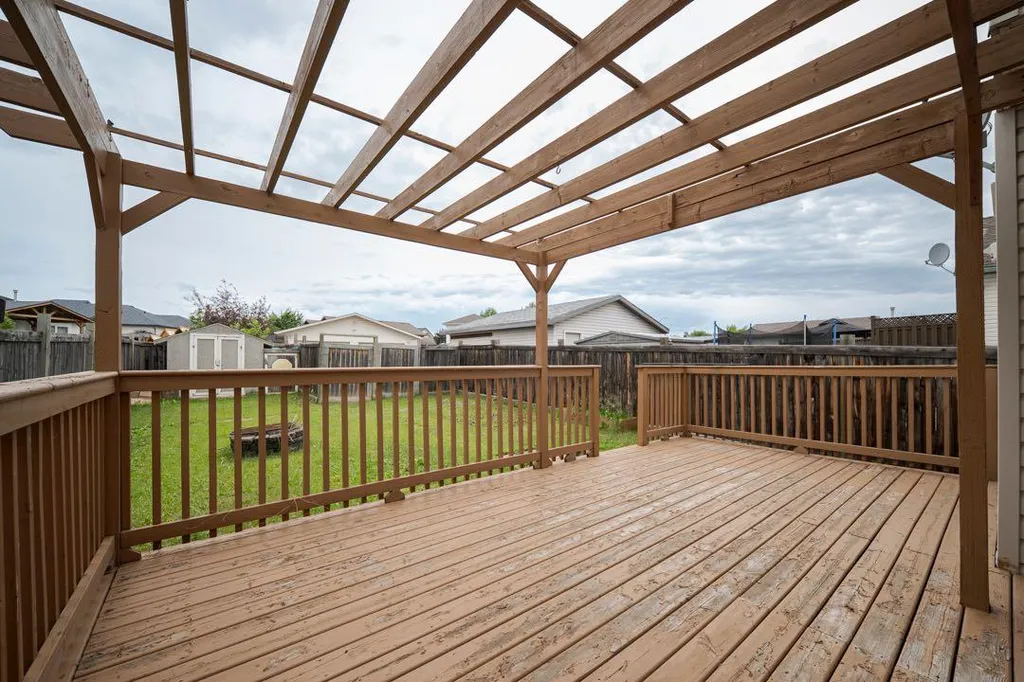 269 Smallwood Street Fort Mcmurray AB T9K 2L4