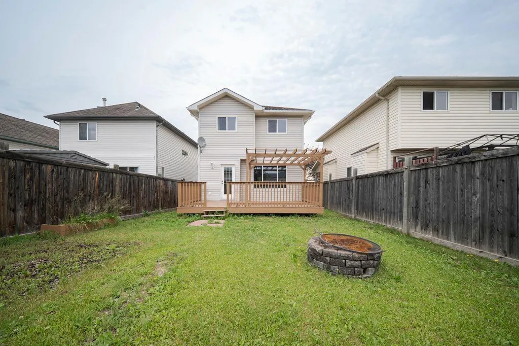 269 Smallwood Street Fort Mcmurray AB T9K 2L4