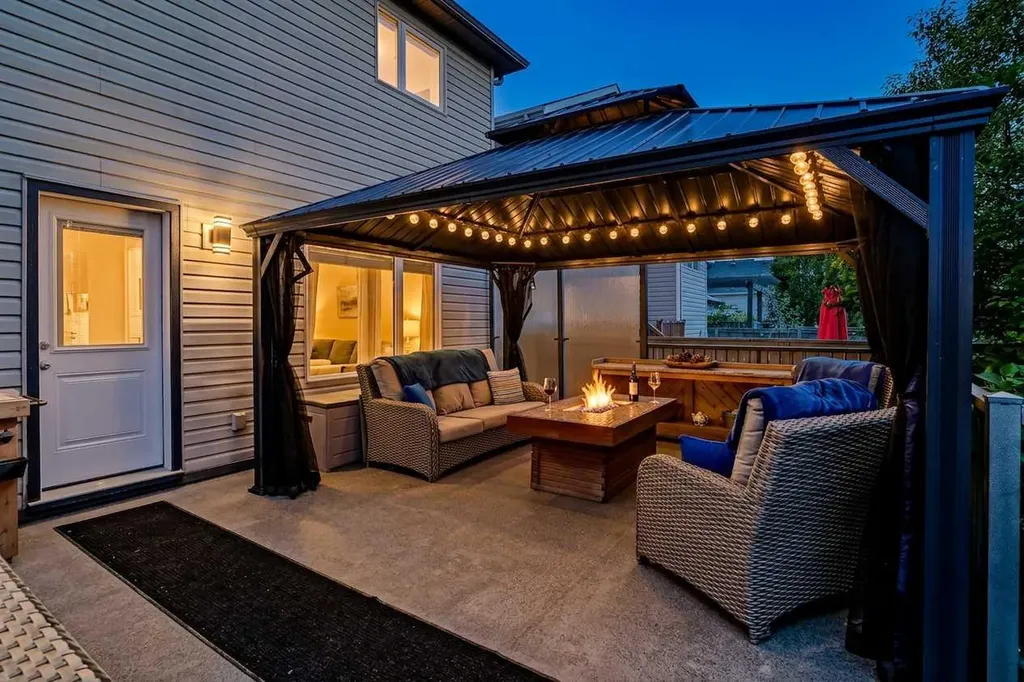 13 Coventry Way NE Calgary AB T3K5H3