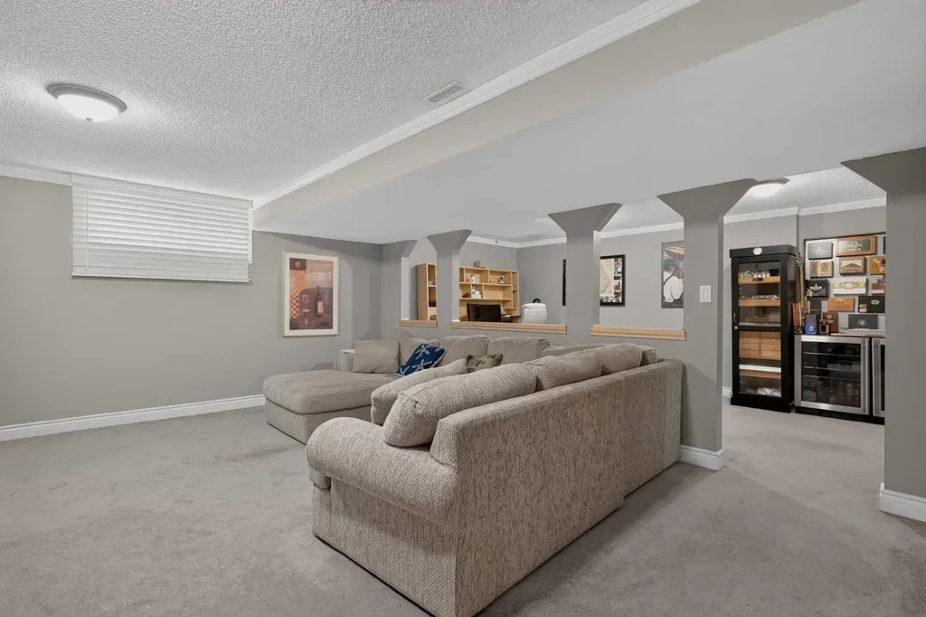 13 Coventry Way NE Calgary AB T3K5H3