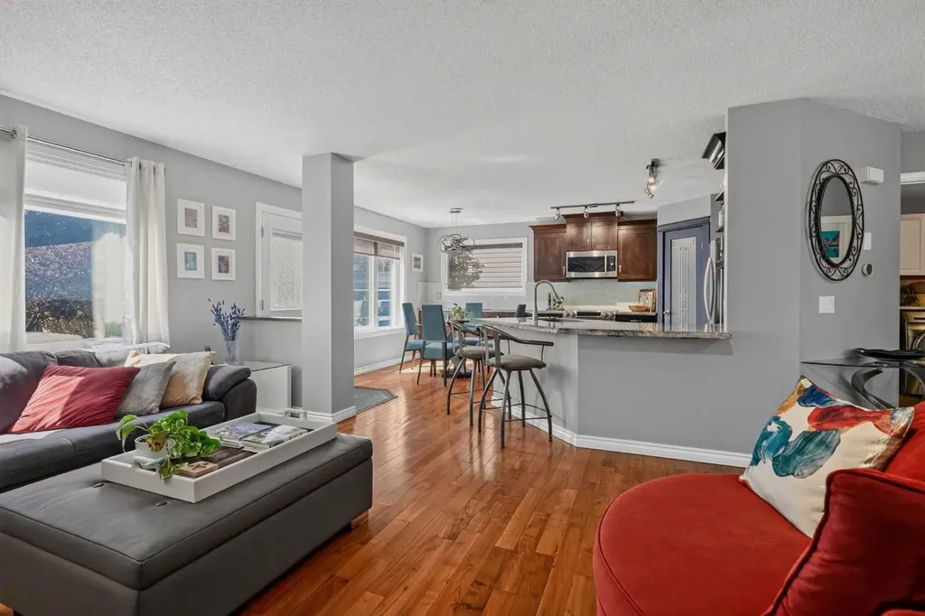13 Coventry Way NE Calgary AB T3K5H3