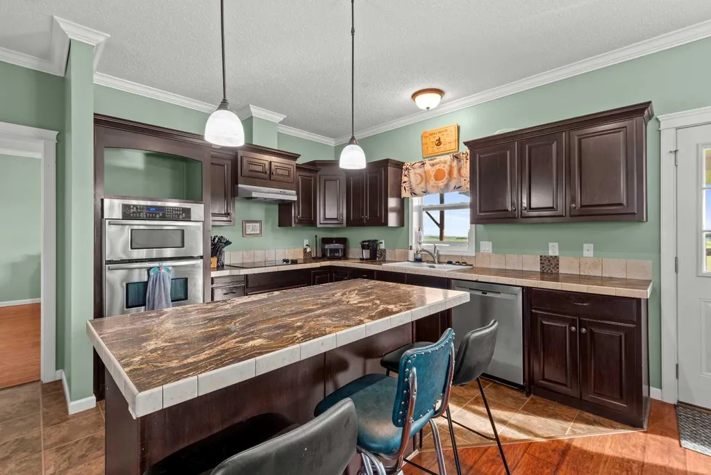 13 Cherry Lane SE Three Hills AB T0M 2A0