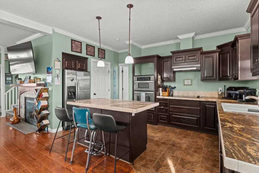 13 Cherry Lane SE Three Hills AB T0M 2A0
