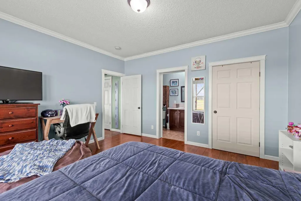 13 Cherry Lane SE Three Hills AB T0M 2A0