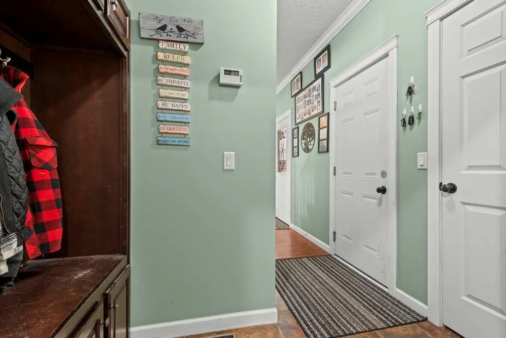 13 Cherry Lane SE Three Hills AB T0M 2A0