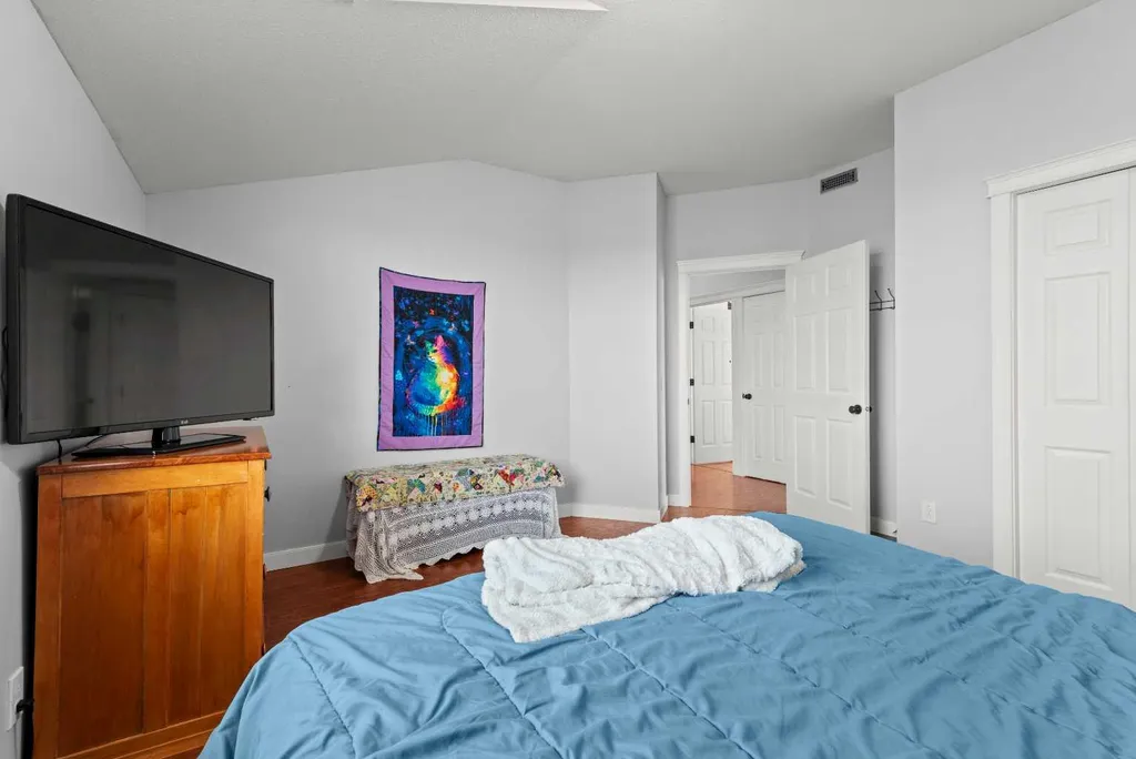 13 Cherry Lane SE Three Hills AB T0M 2A0