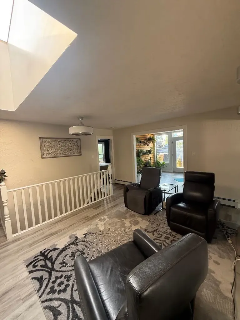 3733 21 Avenue S Lethbridge AB T1K 4J2