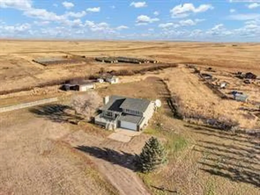 12525 Range Road 45 #4 Rural Cypress County AB T1B0L4