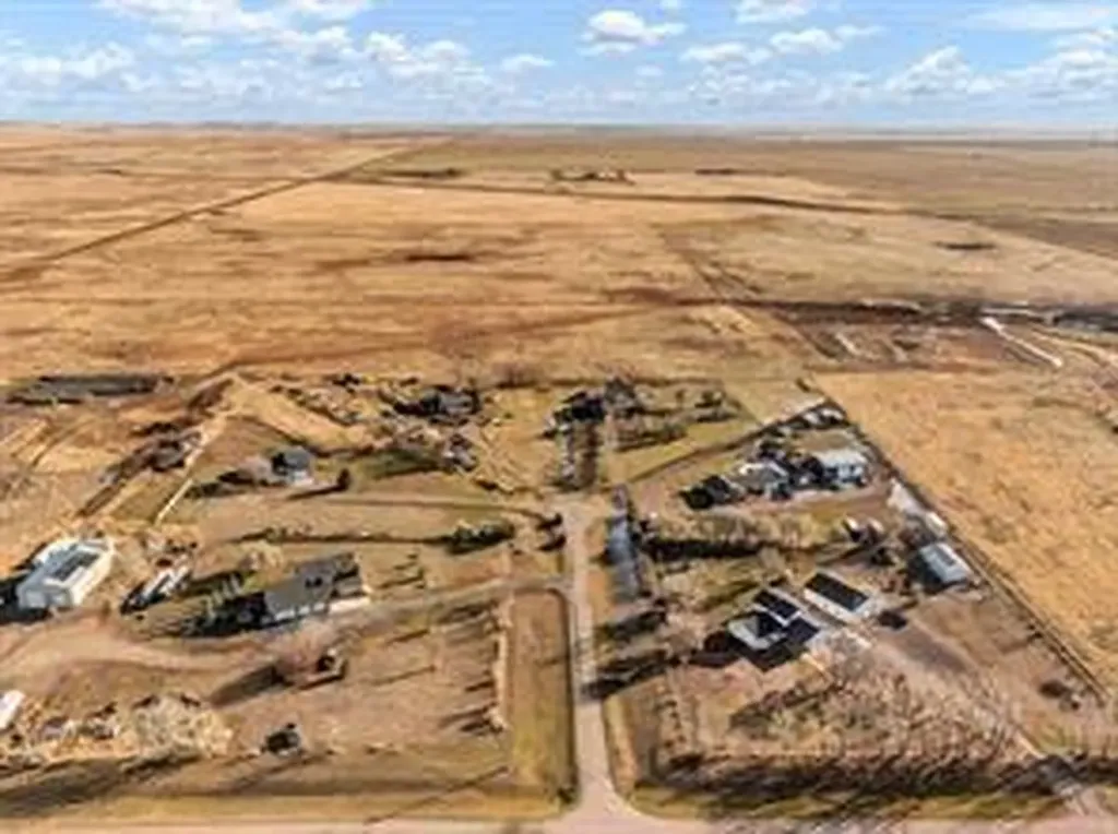 12525 Range Road 45 #4 Rural Cypress County AB T1B0L4