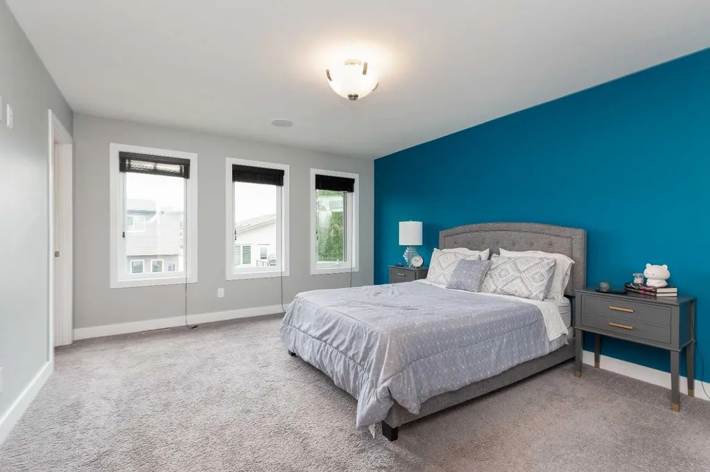 180 Firelight Way W Lethbridge AB T1J 4B2