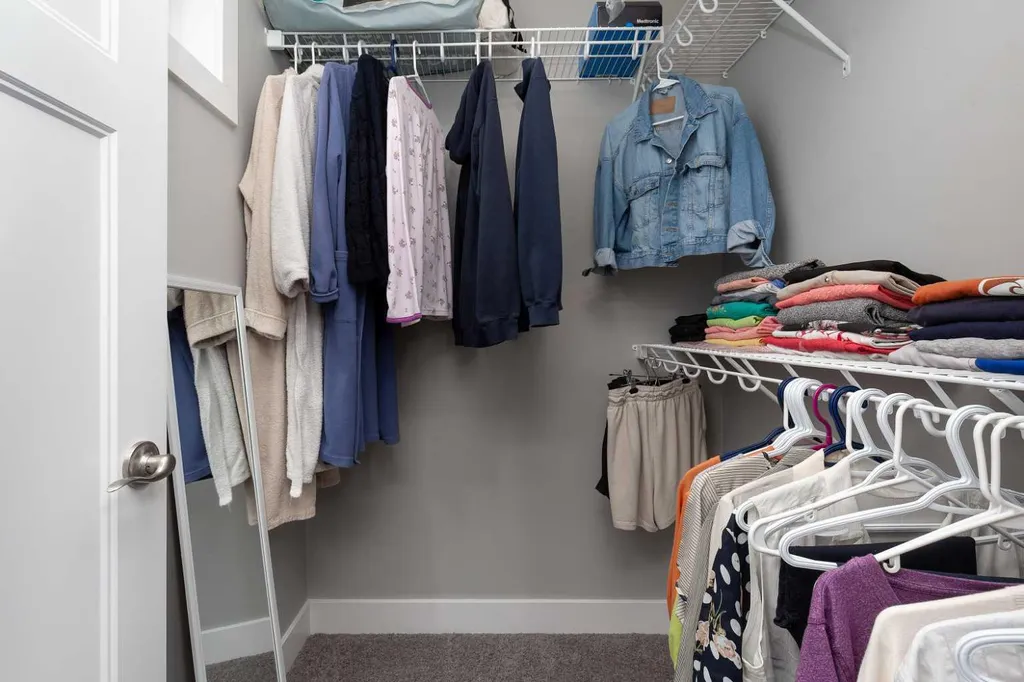 180 Firelight Way W Lethbridge AB T1J 4B2
