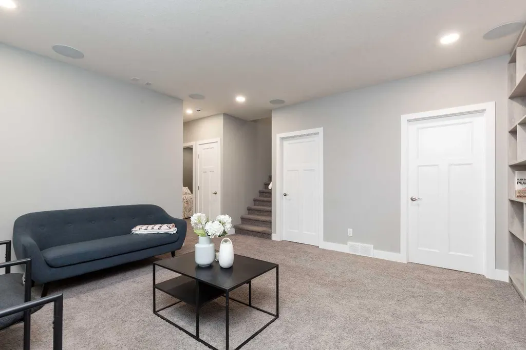 180 Firelight Way W Lethbridge AB T1J 4B2