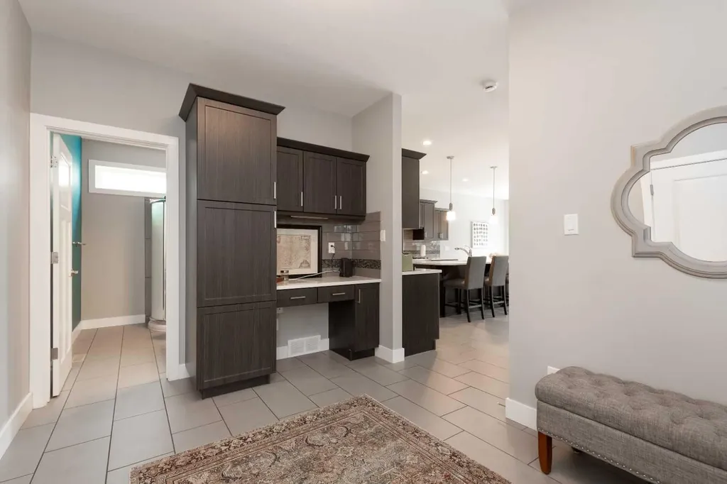 180 Firelight Way W Lethbridge AB T1J 4B2