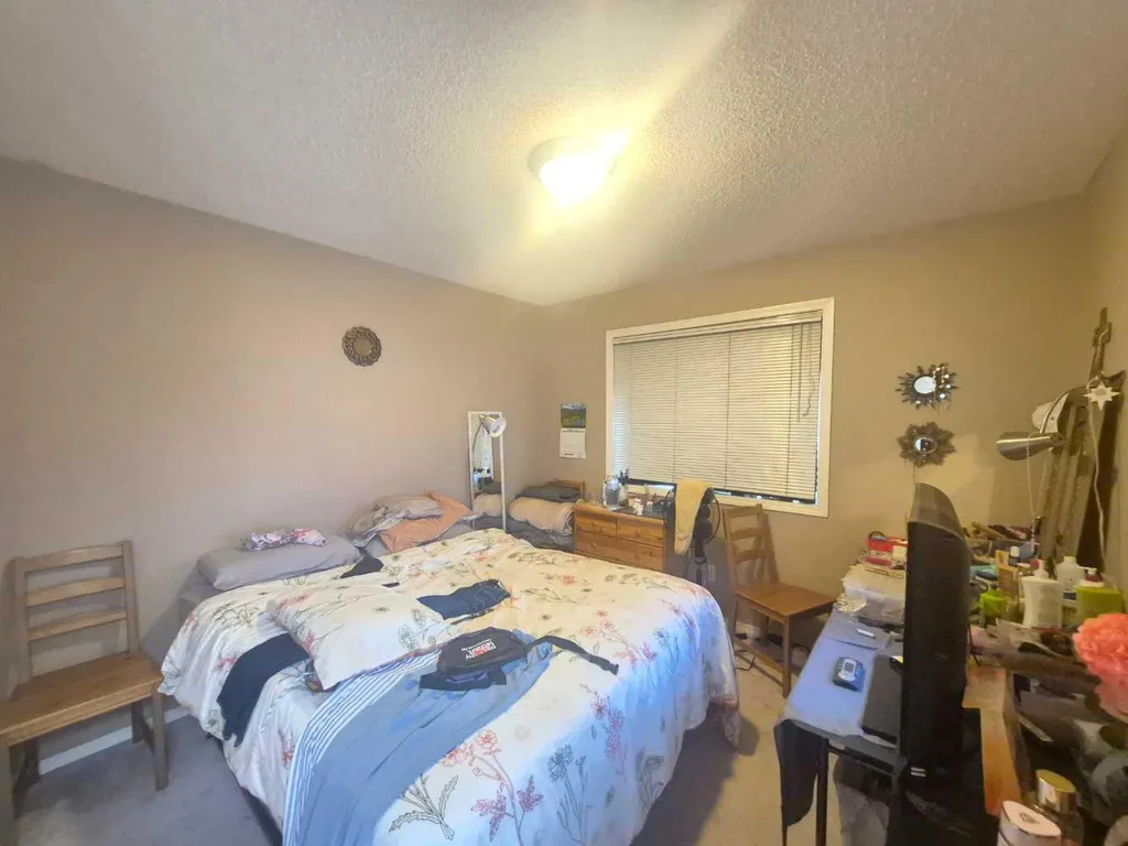 127 Hampstead Circle NW Calgary AB T3A 5P3