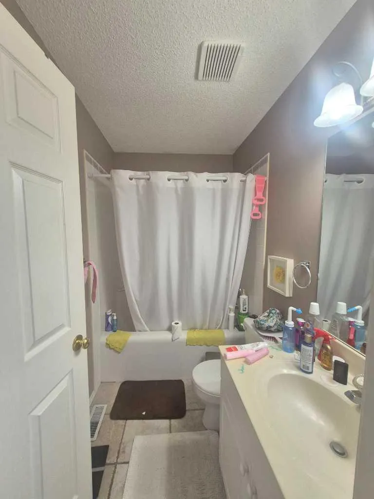 127 Hampstead Circle NW Calgary AB T3A 5P3