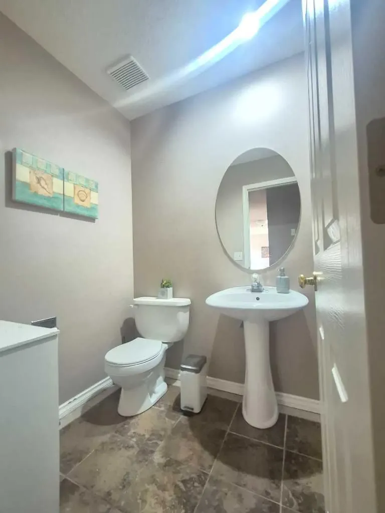 127 Hampstead Circle NW Calgary AB T3A 5P3