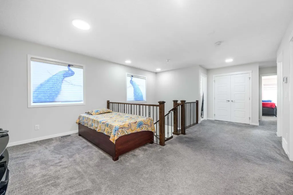 983 Corner Meadows Way NE Calgary AB T3N 1X8