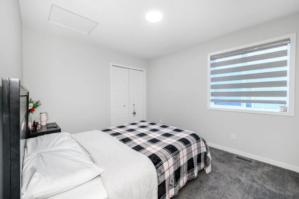 983 Corner Meadows Way NE Calgary AB T3N 1X8