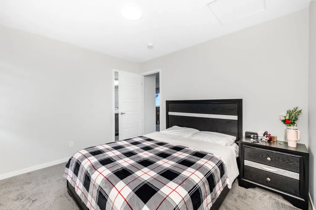 983 Corner Meadows Way NE Calgary AB T3N 1X8