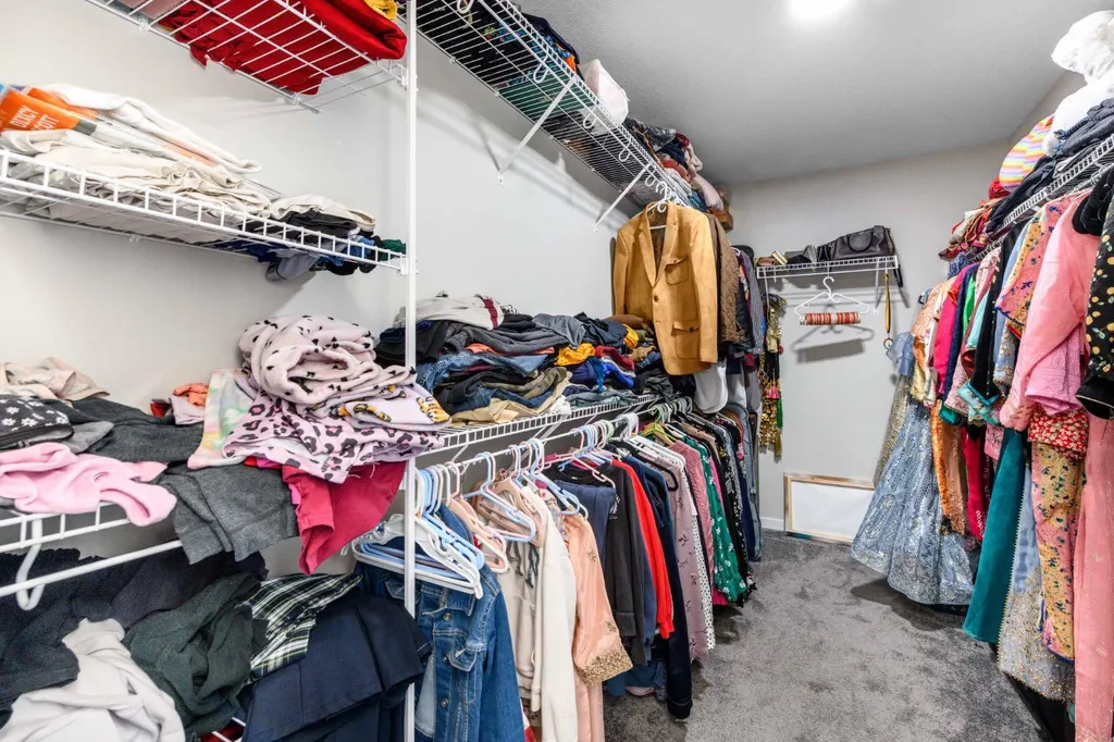 983 Corner Meadows Way NE Calgary AB T3N 1X8
